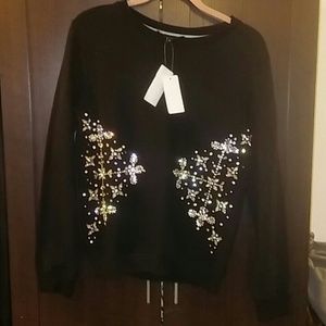 Sweatshirt with rhinestones